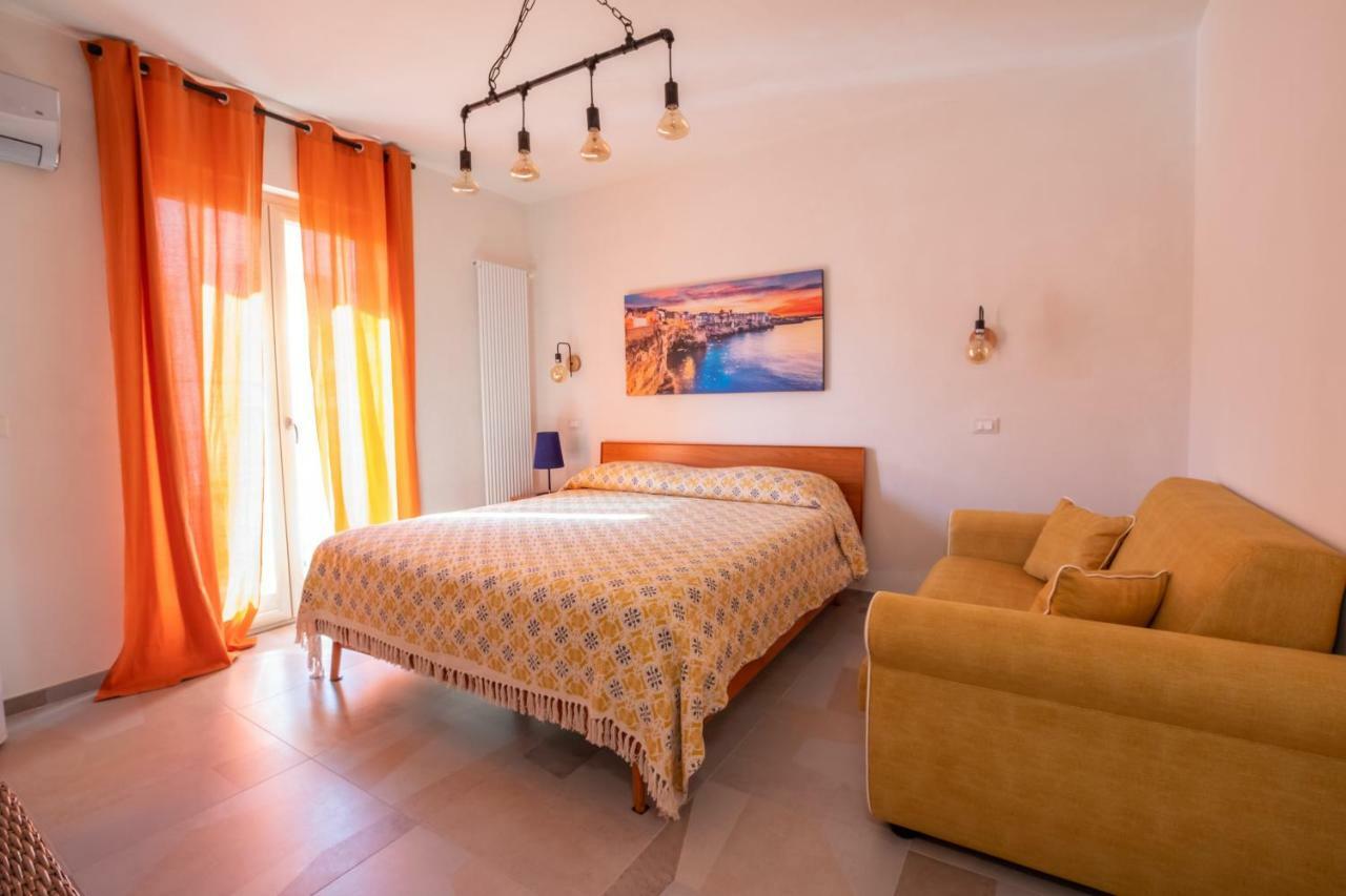 B&B A Pochi Passi Polignano a Mare Buitenkant foto